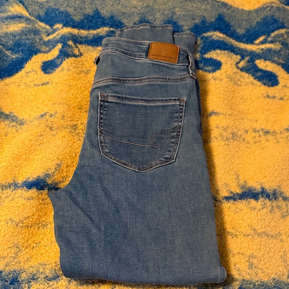 American Eagle Outfitters Denim Blue Skinny Jeans size 8 brand new with tags - Picture 3 of 7